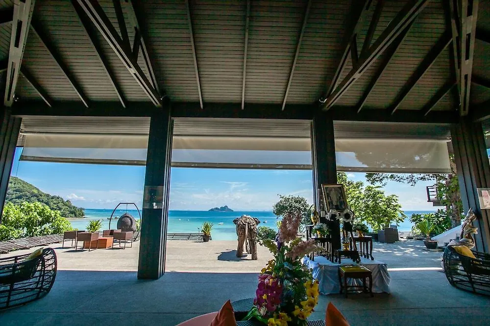 Villa 360 Phi Phi Don Resort