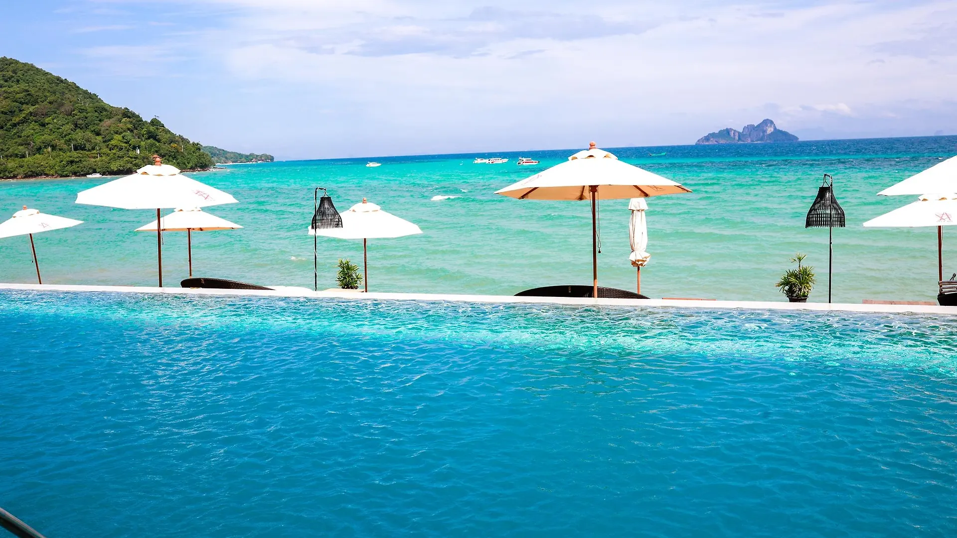 Villa 360 Phi Phi Don Resort